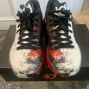 Nike | Shoes | Kd 8 Christmas Multi Colored | Poshmark display picture 1
